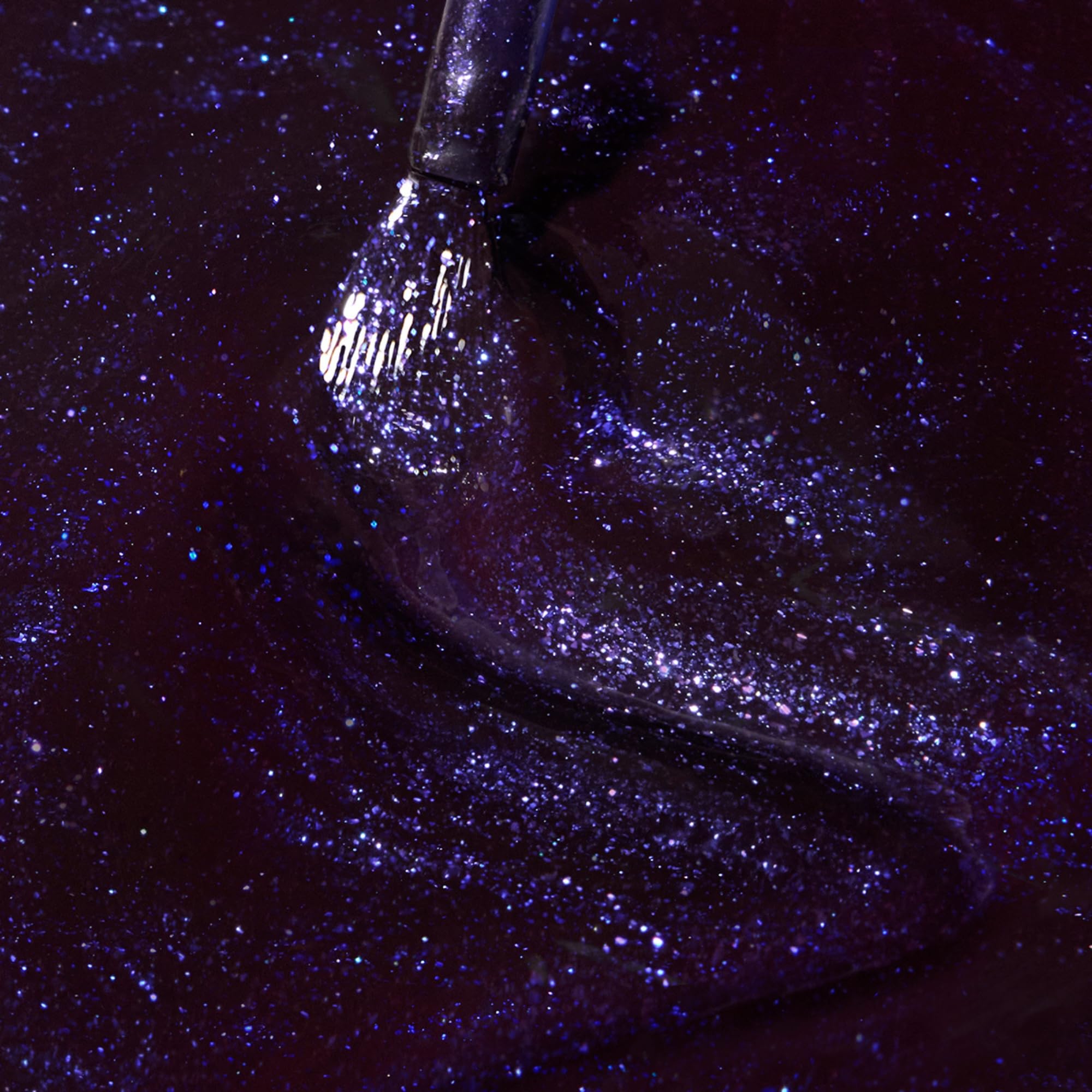 Dazzle Dry Fast Lane nail lacquer swirl demonstrates even color payoff.