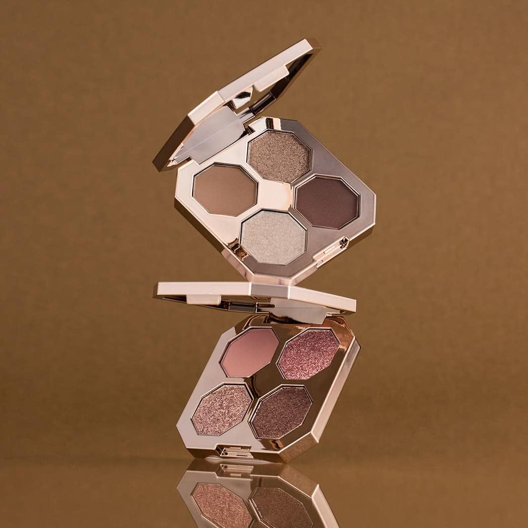 Dear Dahlia Dream Velvet ingredient blend supports eyelid hydration and conditioning.