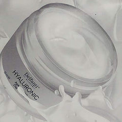Grape seed oil in Delfanti-Milano formula nourishes the skin