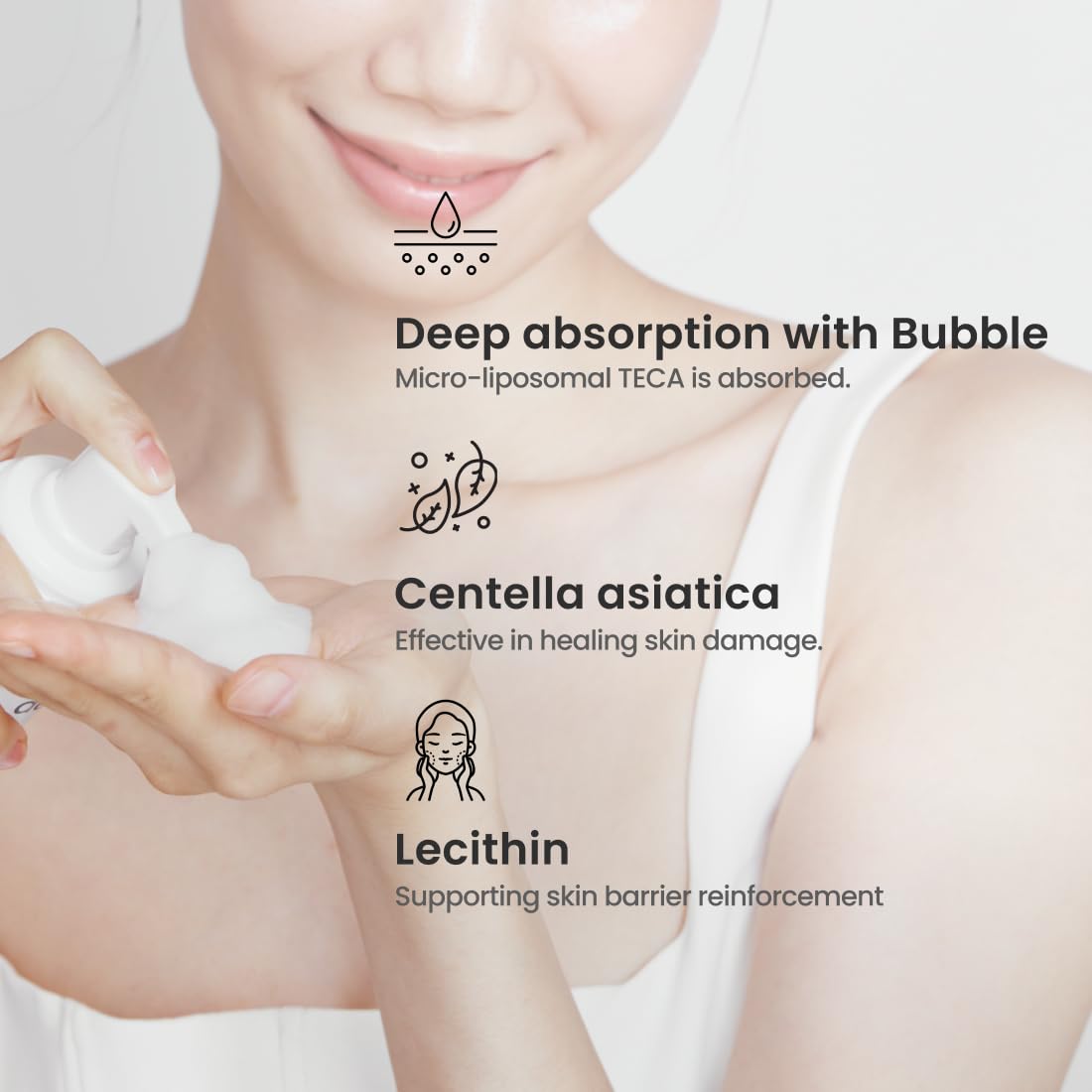 Delphyr Bubble Serum quick-absorption texture with droplets suggests instant moisture delivery