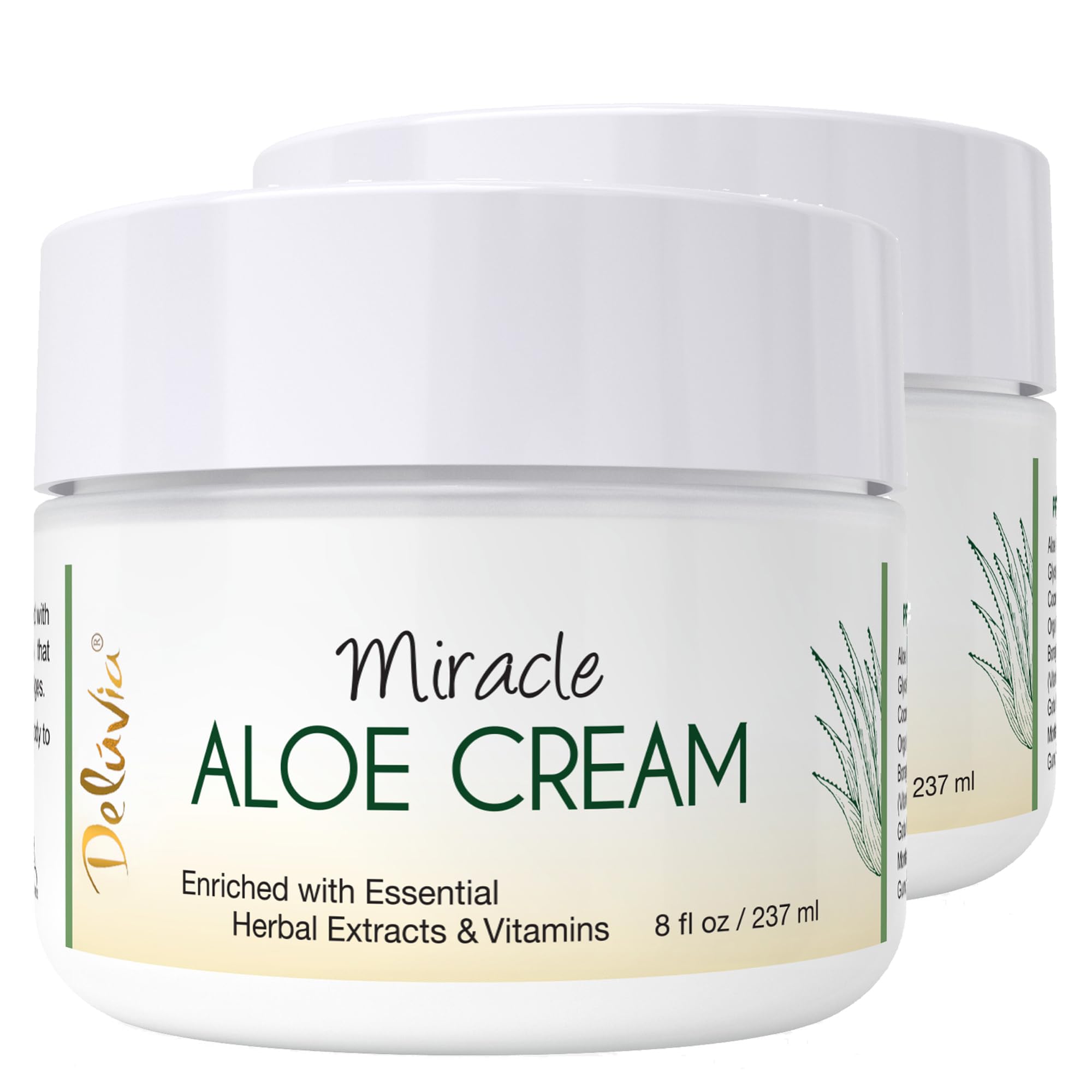 DELÚVIA Miracle Aloe Cream on the face for hydration and glow.