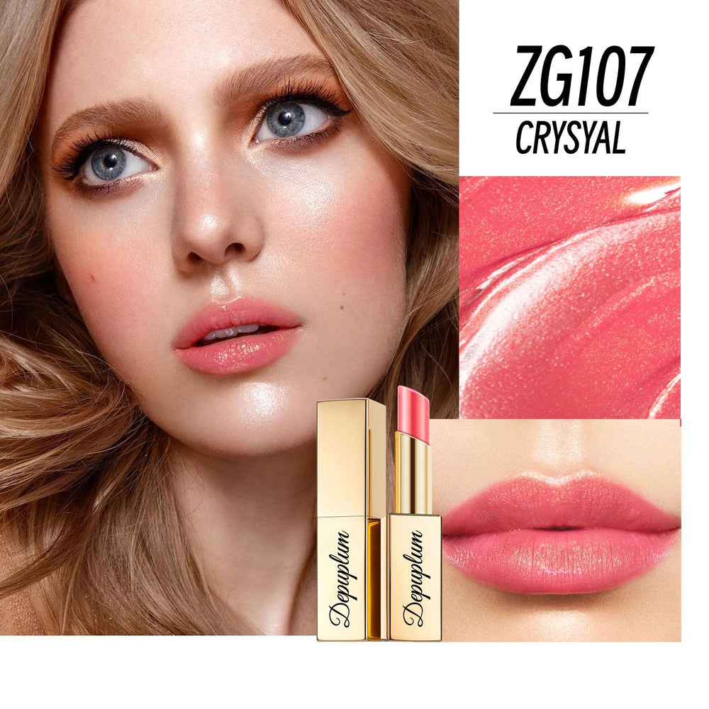 Depuplum moisture lip balm texture close-up highlighting hydration.