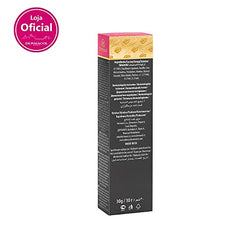 Dermacol matte finish close-up demonstrates a velvety skin texture