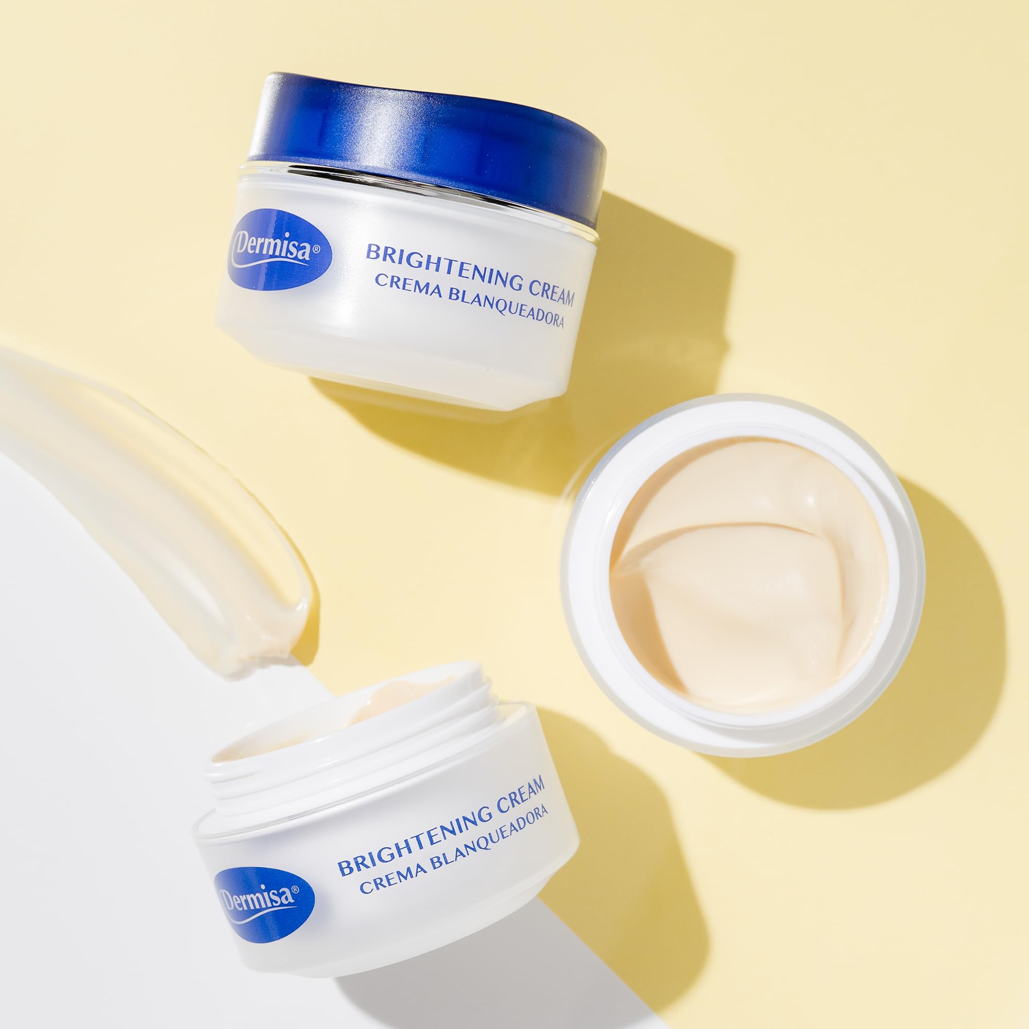 Close-up of Dermisa Cream ingredient panel with kojic acid and licorice