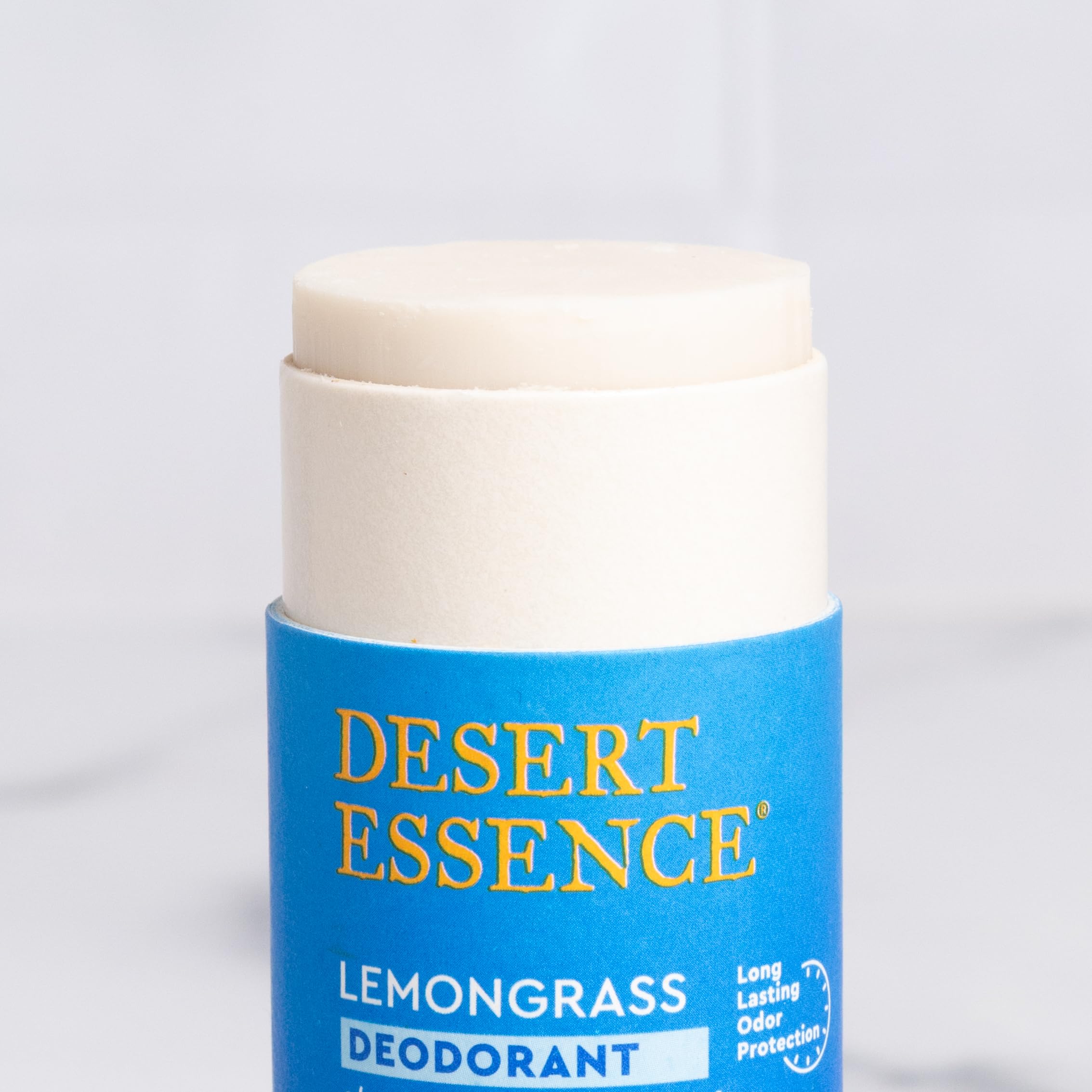 Lemongrass scent suggests a fresh, zesty daily aroma.