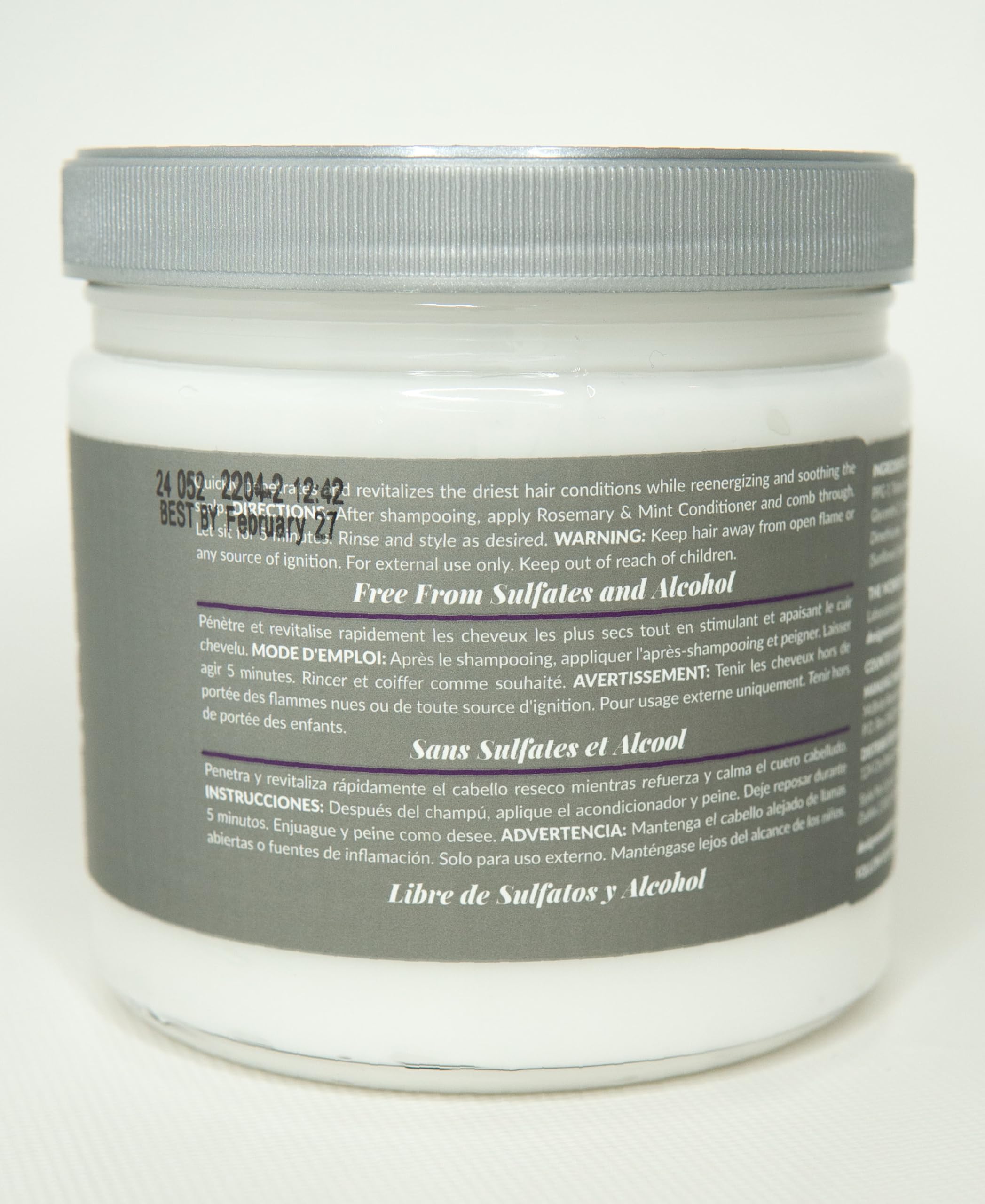 Design Essentials Rosemary & Mint conditioner glides through hair for easy detangling.
