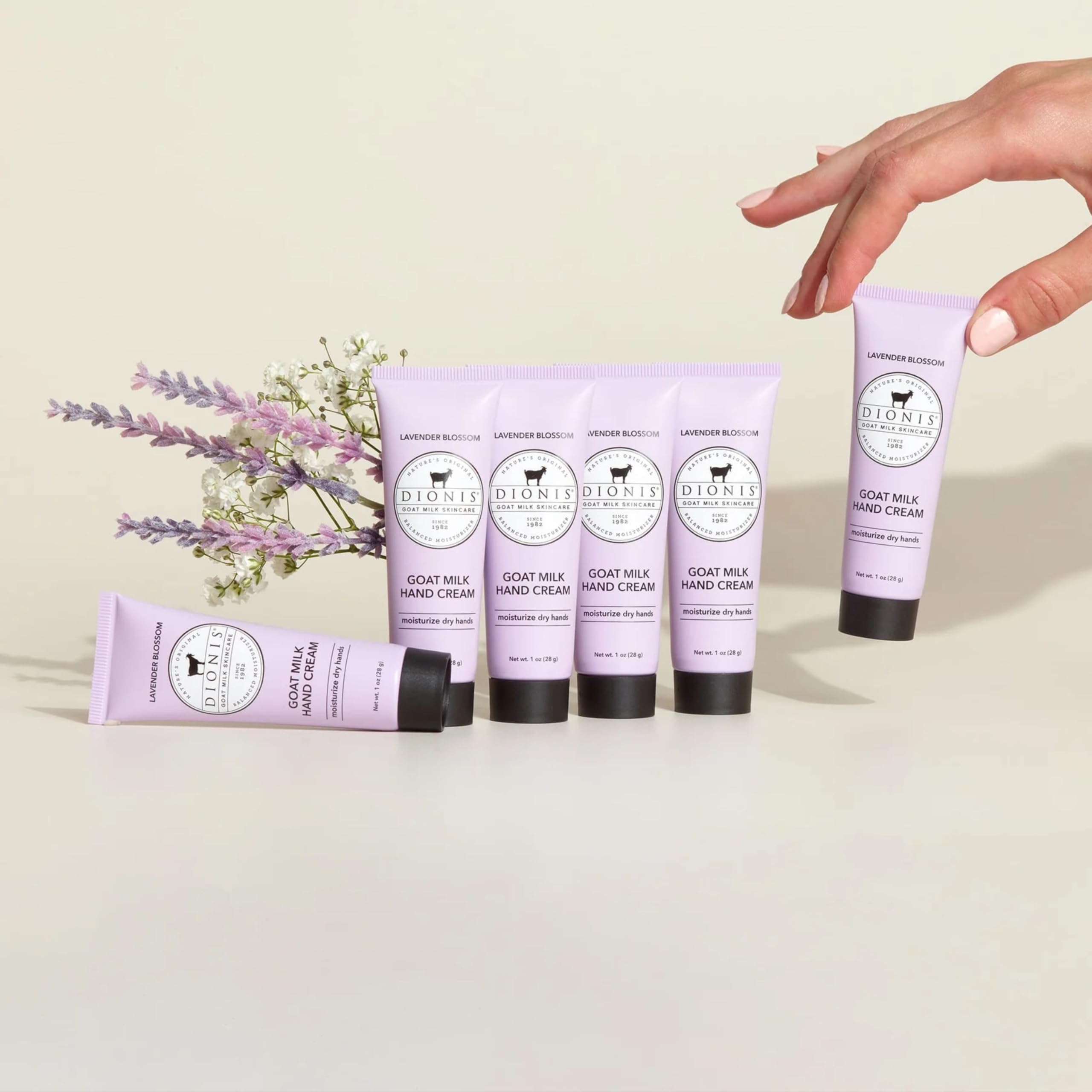 Dionis Lavender Blossom scent evokes calming floral notes.