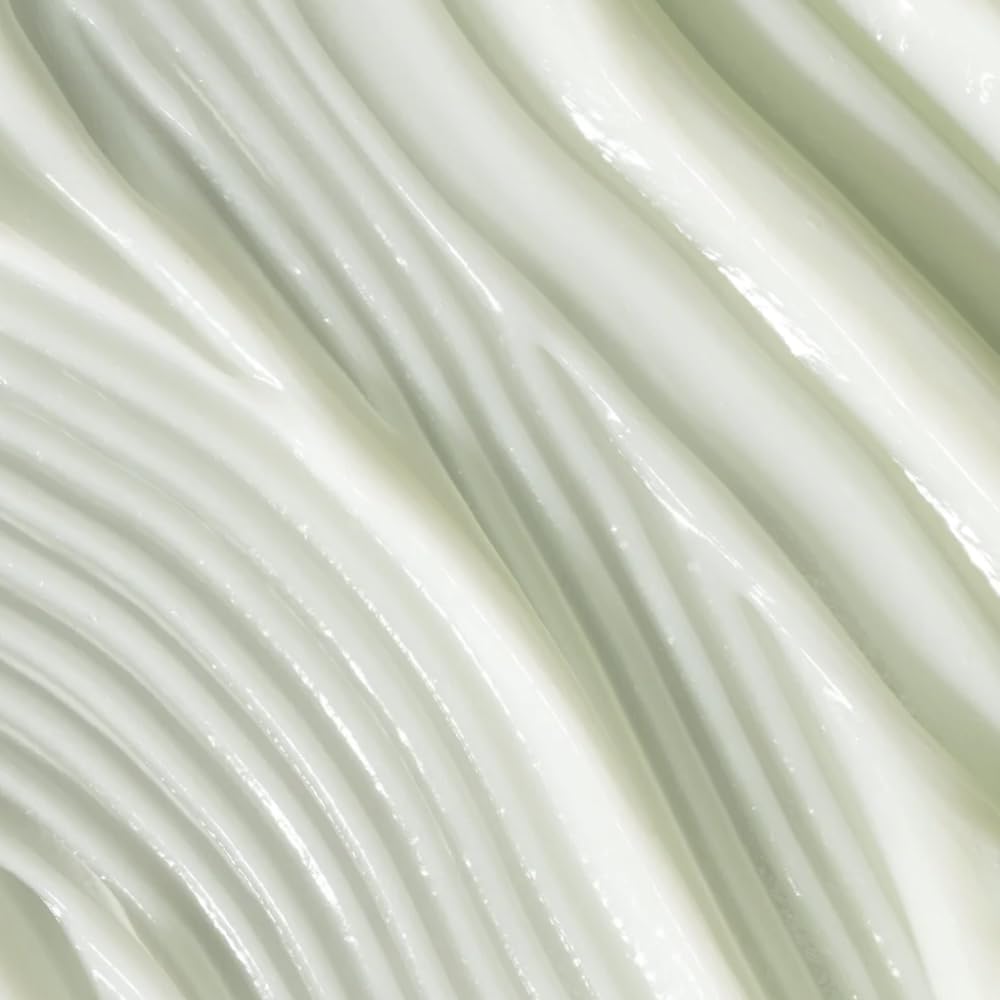 Divi volumizing conditioner showcases rosemary leaf extract with tea tree notes.