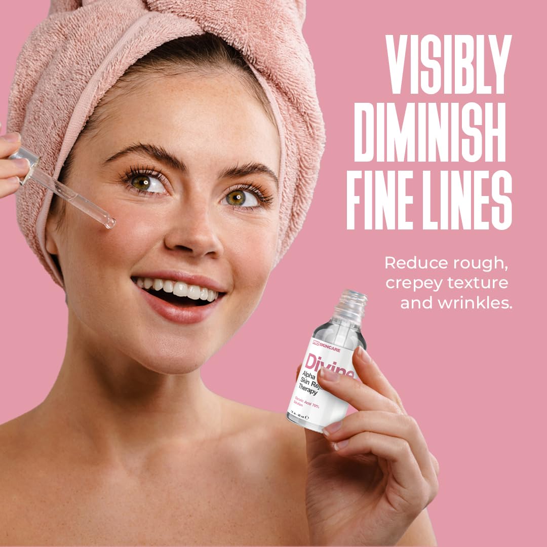 Close-up of glycolic acid peel texture, lightweight and fast-penetrating