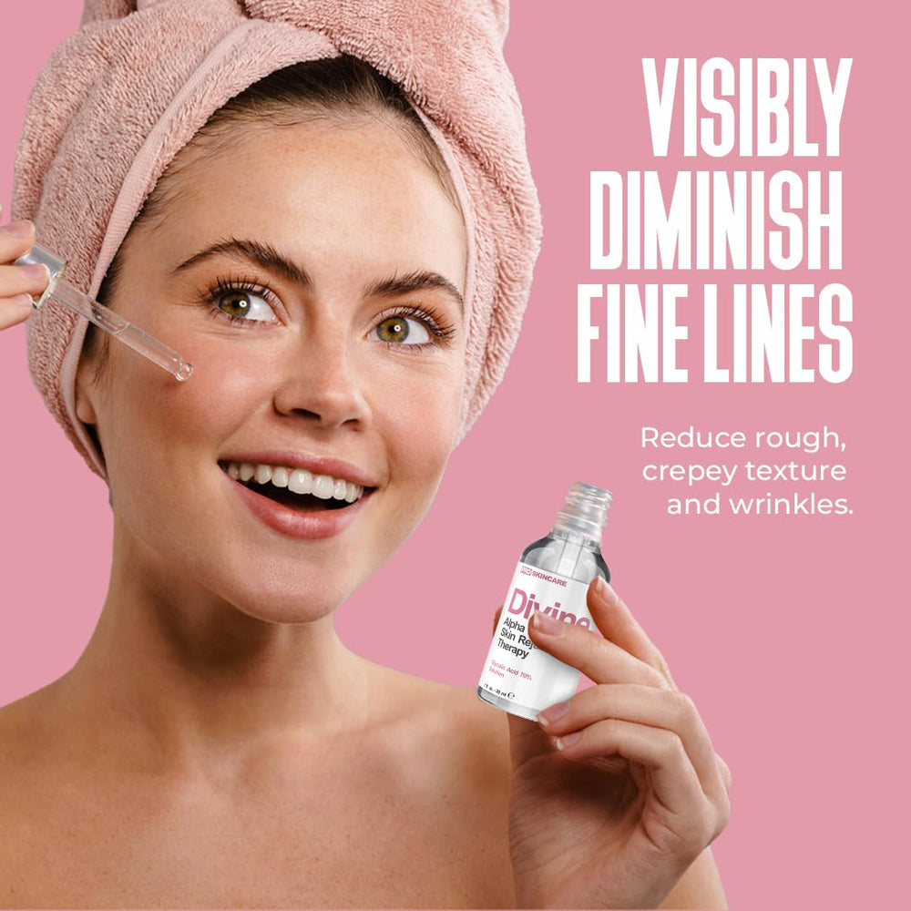 Close-up of glycolic acid peel texture, lightweight and fast-penetrating