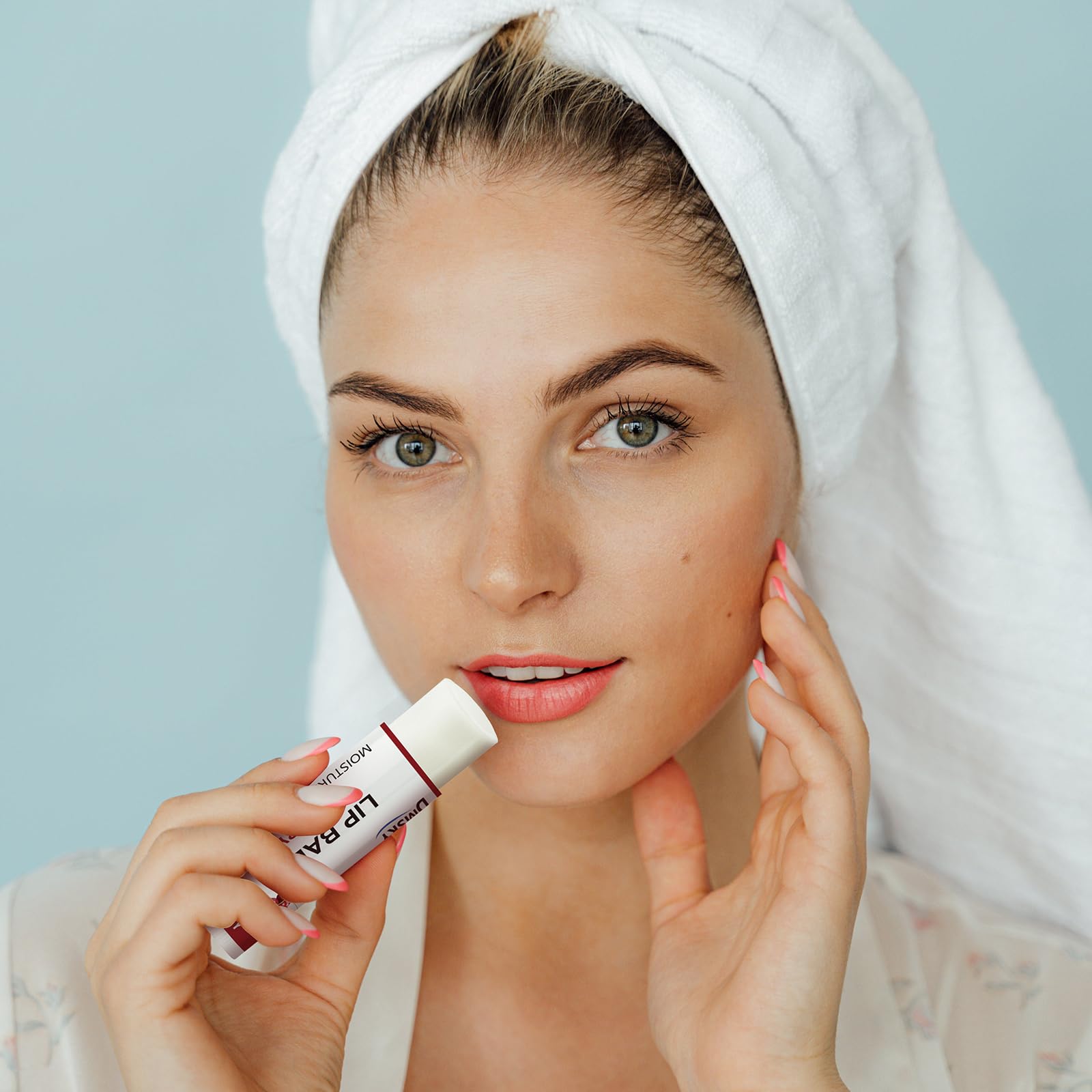 Dmsky lip balm uses natural coconut oil, olive oil and beeswax.