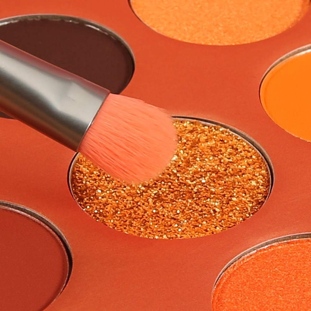 Docolor long-wear formula stays true through the day.