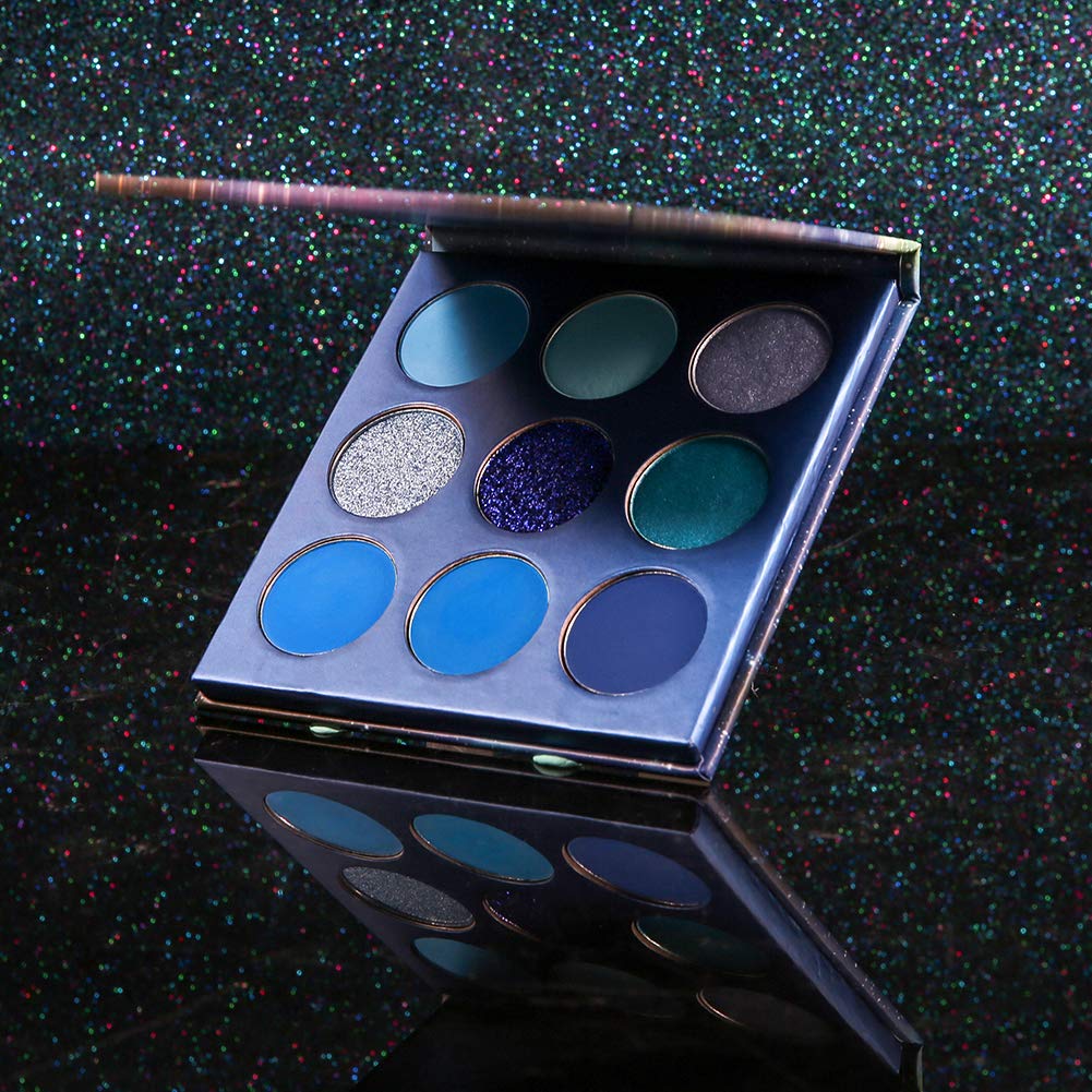 Docolor palette for brown or blue eyes to enhance with blue tones.