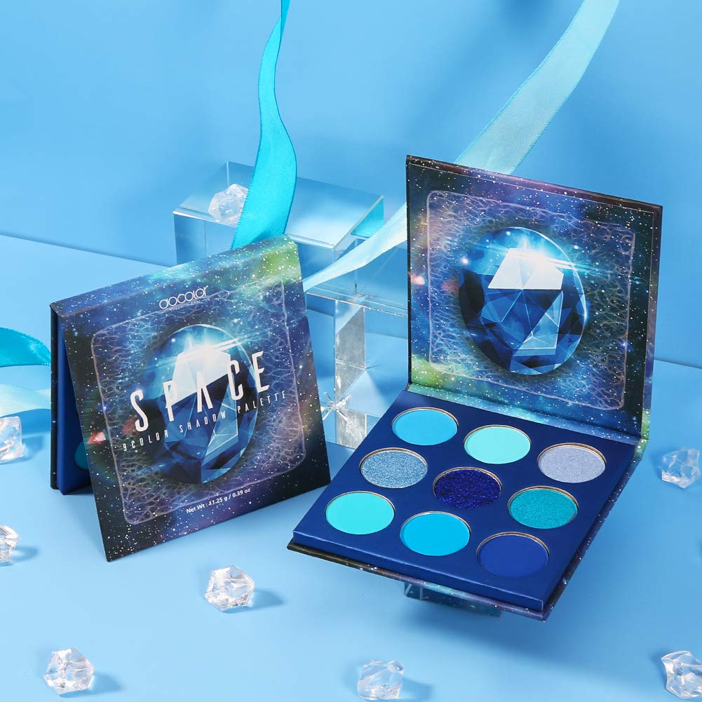 Docolor long-wear waterproof formula keeps color intact throughout the day.