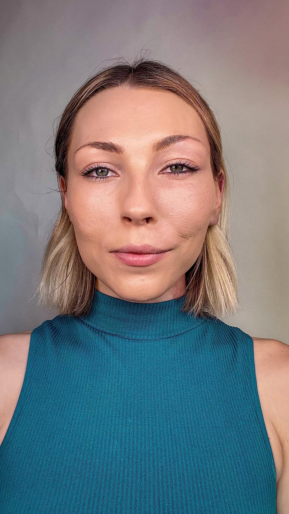 DOLL 10 NO packaging-sleek-tube closeup highlights premium design