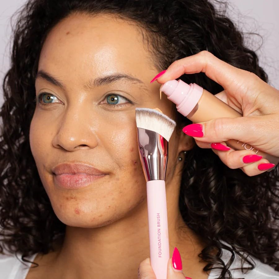DOLL 10 NO T.C.E. packaging communicates clean, vegan, cruelty-free makeup.