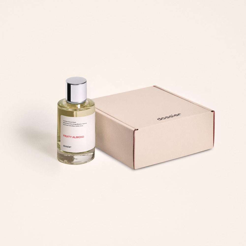 Dossier Fruity Almond packaging box emphasizes vegan promise