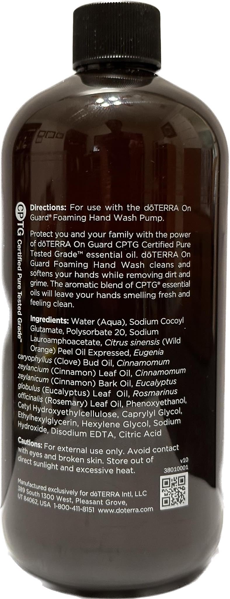doTERRA On Guard refill packaging shows skin-friendly formula and a protective essential oil blend for everyday cleansing