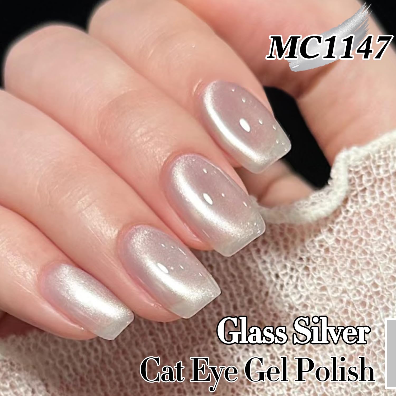 Double Rhythm cat eye polish magnetic effect swatch demonstrates dynamic color change.