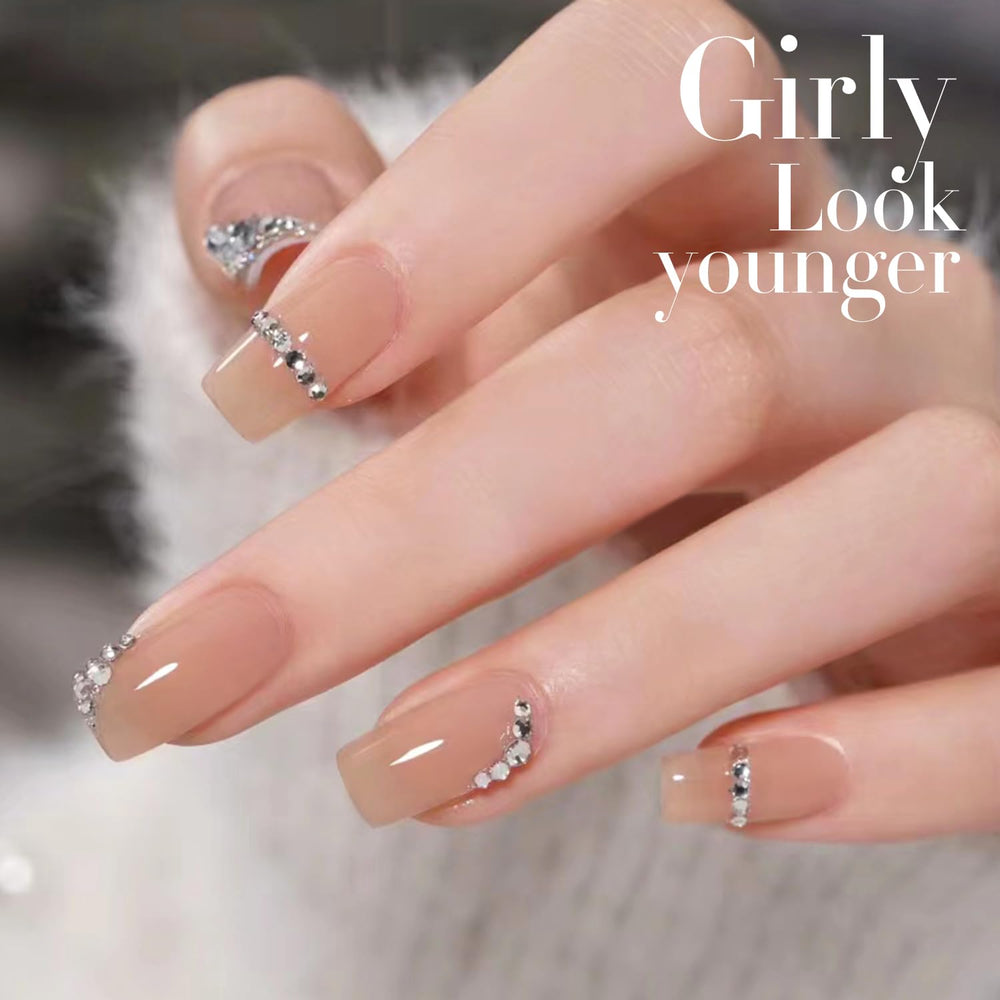 Double Rhythm close-up of glossy finish on nails