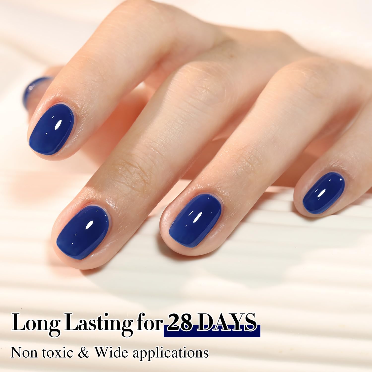 Double Rhythm high gloss finish on nails evokes salon-worthy shine.