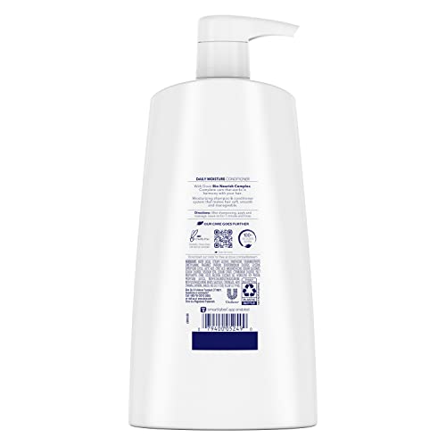 Dove Nutritive Daily Moisture conditioner label close-up highlighting Pro-moisture complex for nourishment.