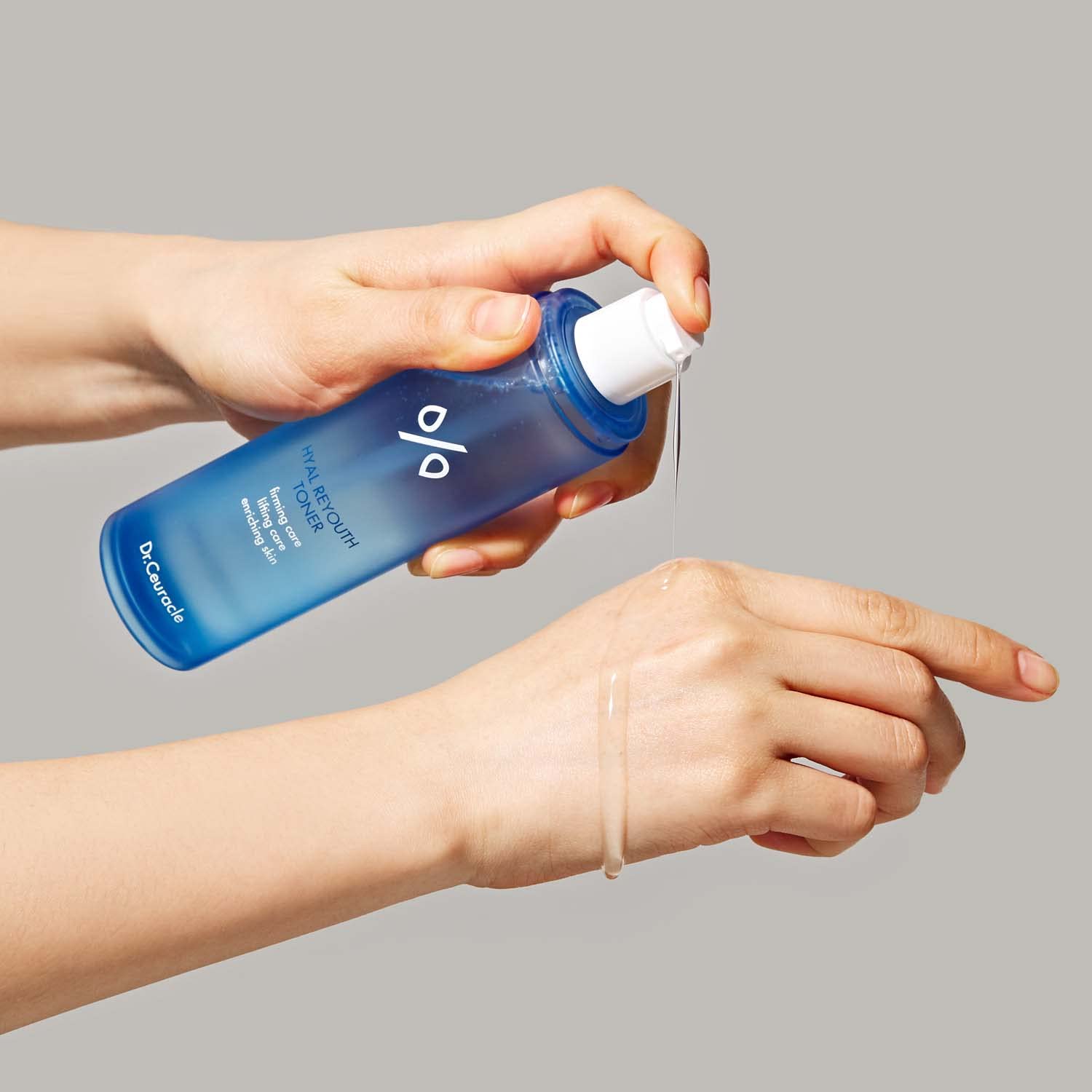 Ingredients focus visual for Dr.Ceuracle Hyal Reyouth Toner