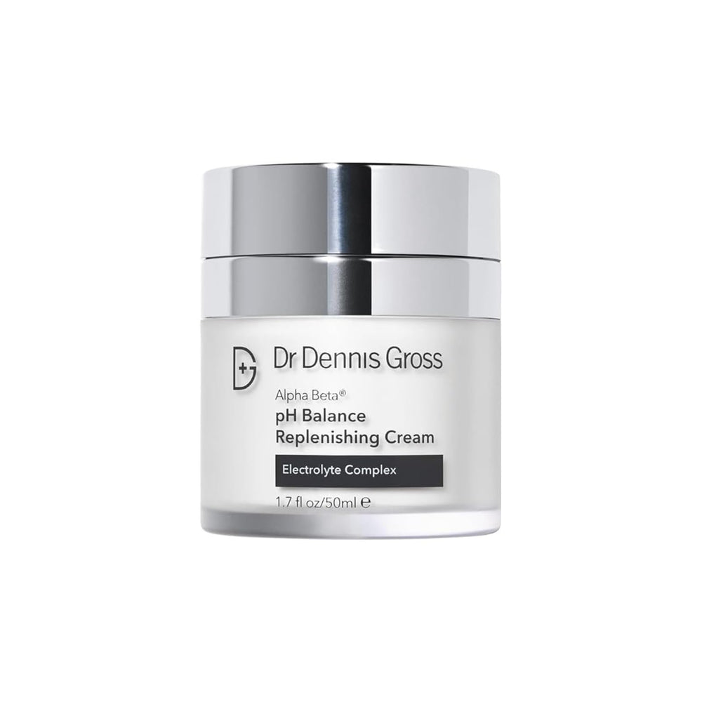Dr Dennis Gross Alpha Beta Balance bottle pour enables easy application and hydration.