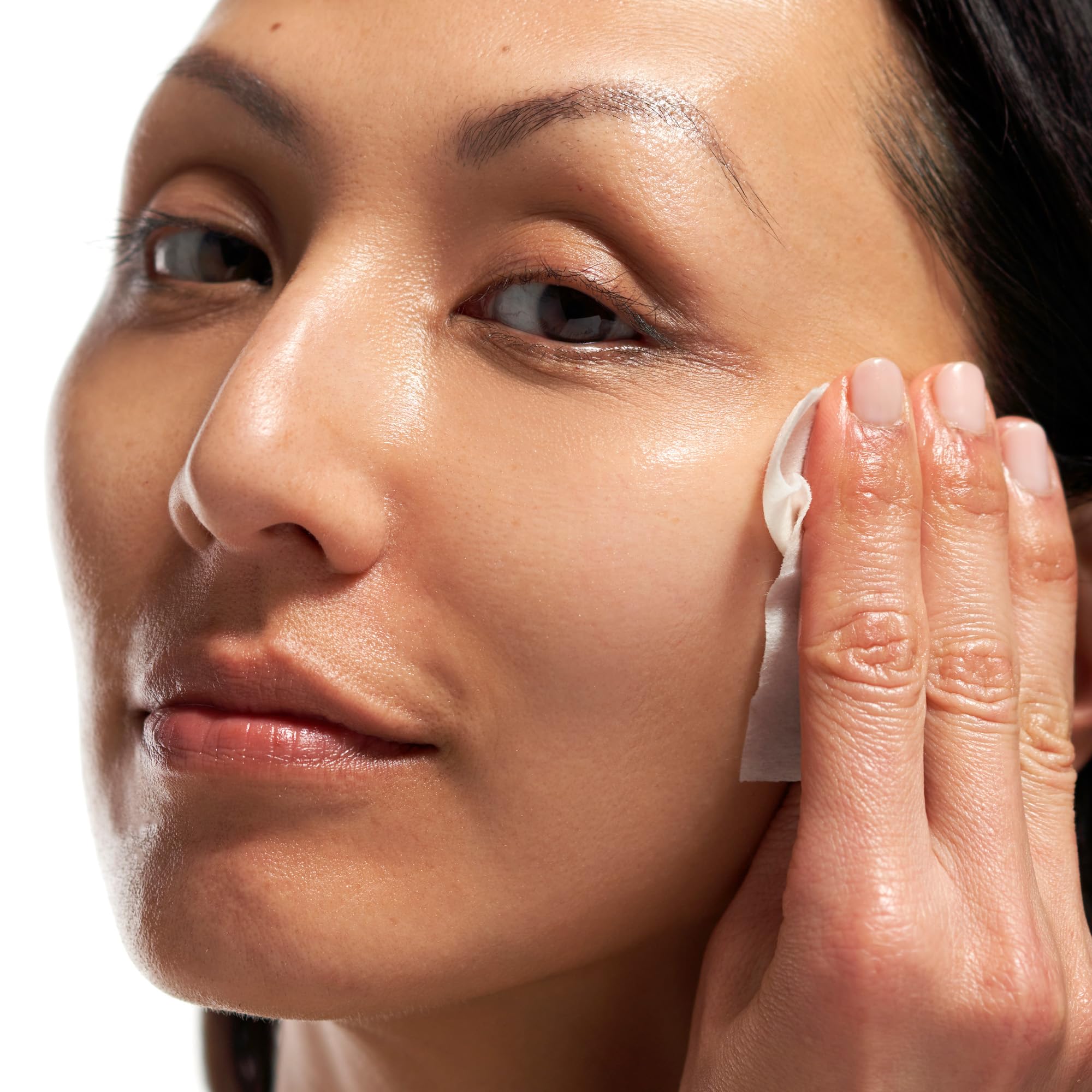 Cruelty-free vegan skincare kit free from parabens and phthalates.