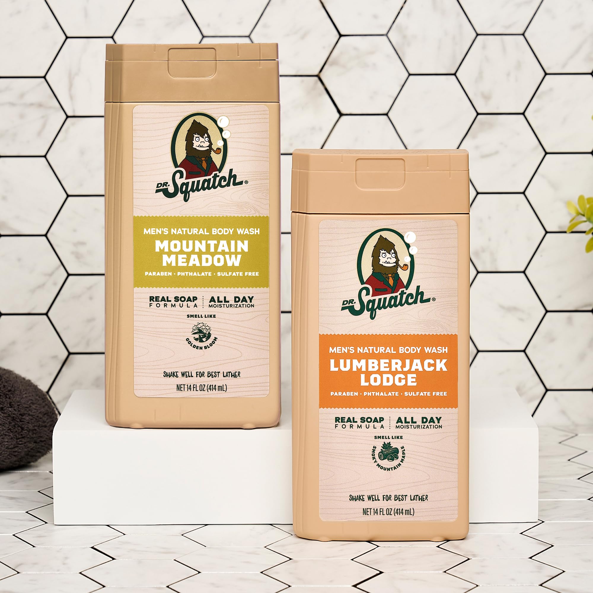 Dr. Squatch natural ingredients lather demonstrates hydrating cleansing with non-irritating feel.