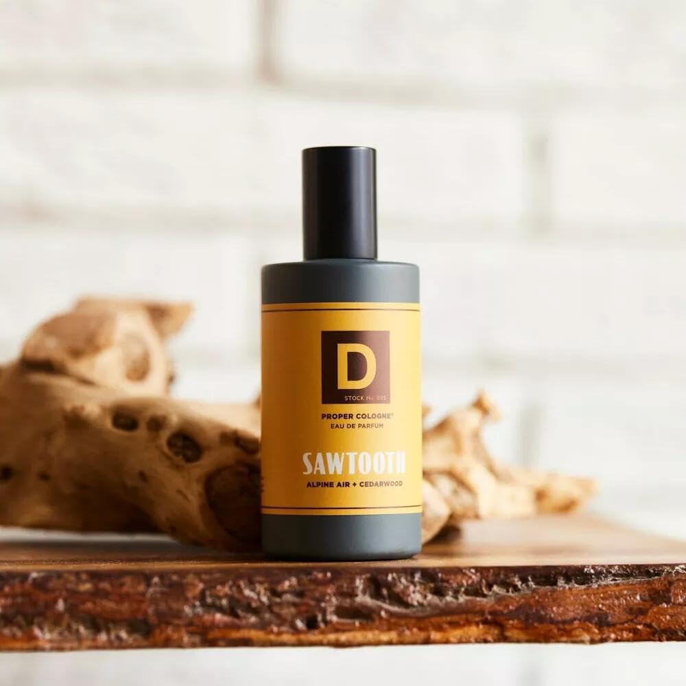 Duke Cannon Sawtooth Alpine air note is suggested by clean lines and fresh fragrance.