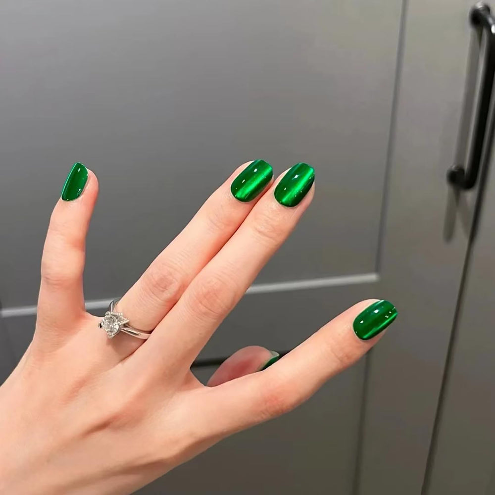 Dulyork press-on nails kit includes jelly glue stickers and essential tools.
