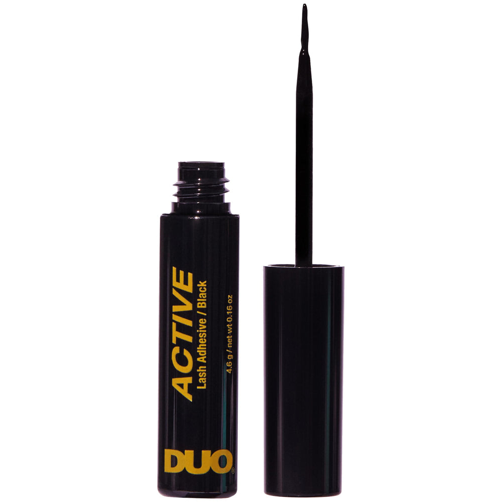 DUO Active Black waterproof lash adhesive ideal for moisture and sweat.