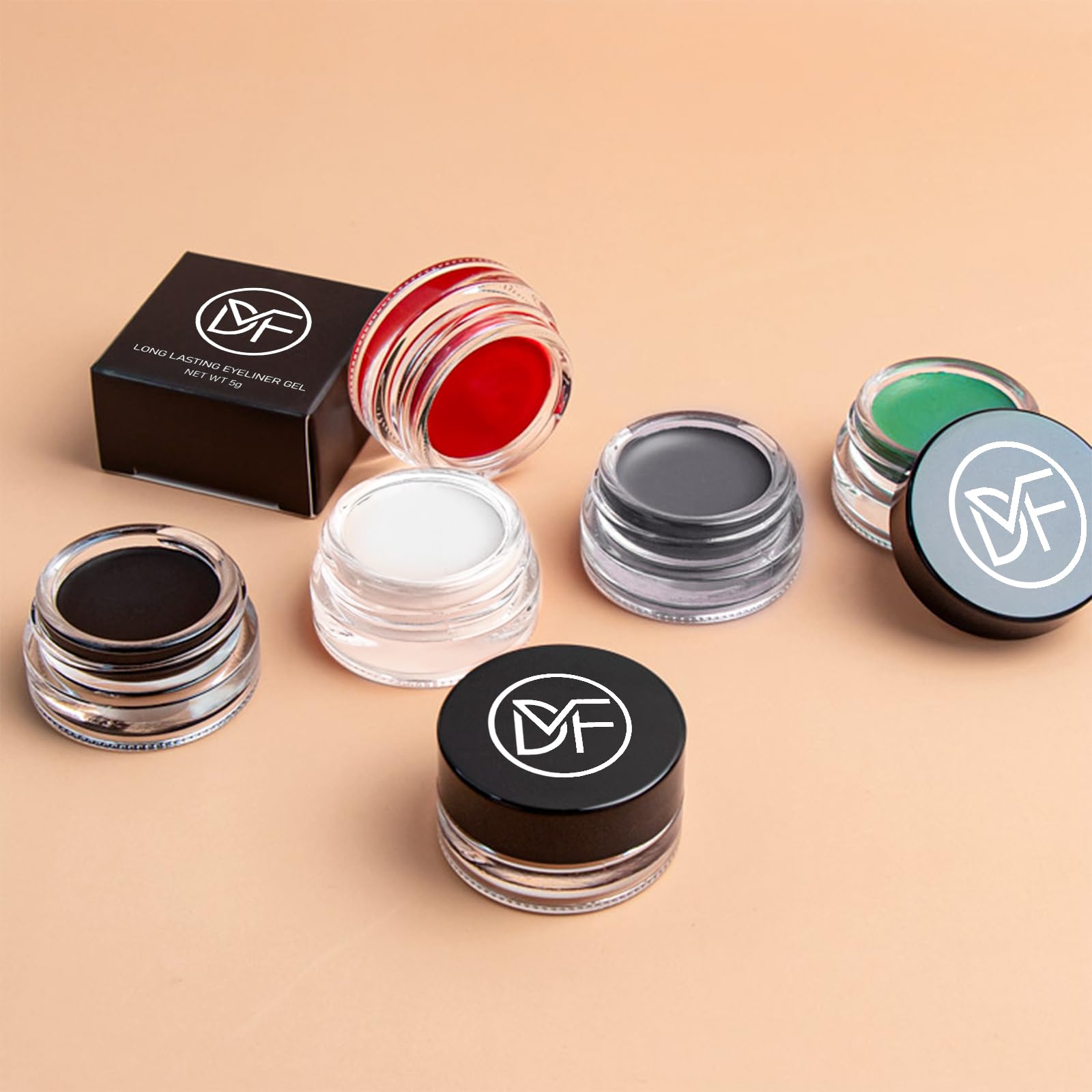 DuralineMakeupFixer gel texture close-up shows creamy, pigment-rich formula.