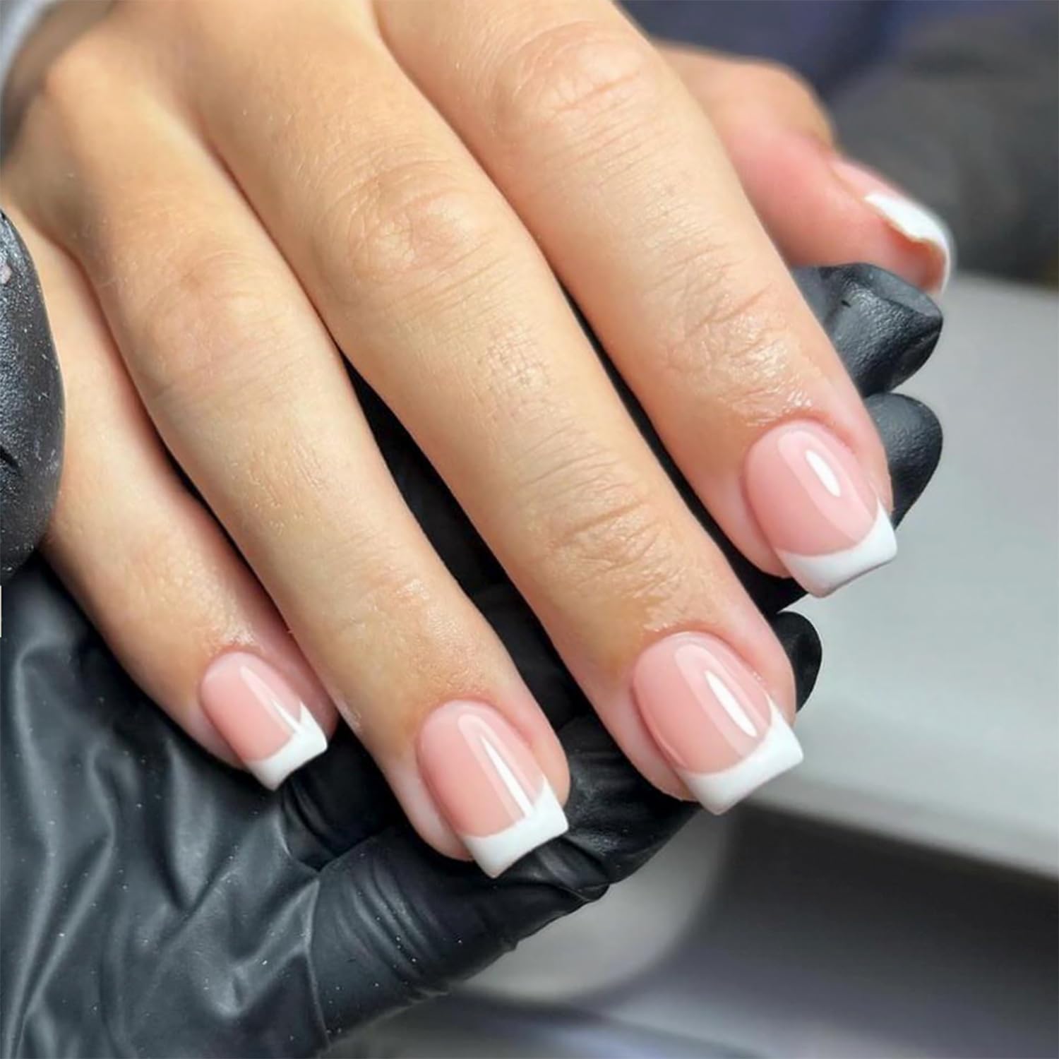 DZPGUONIZ 24pcs short square nails with white French tip for at-home salon results