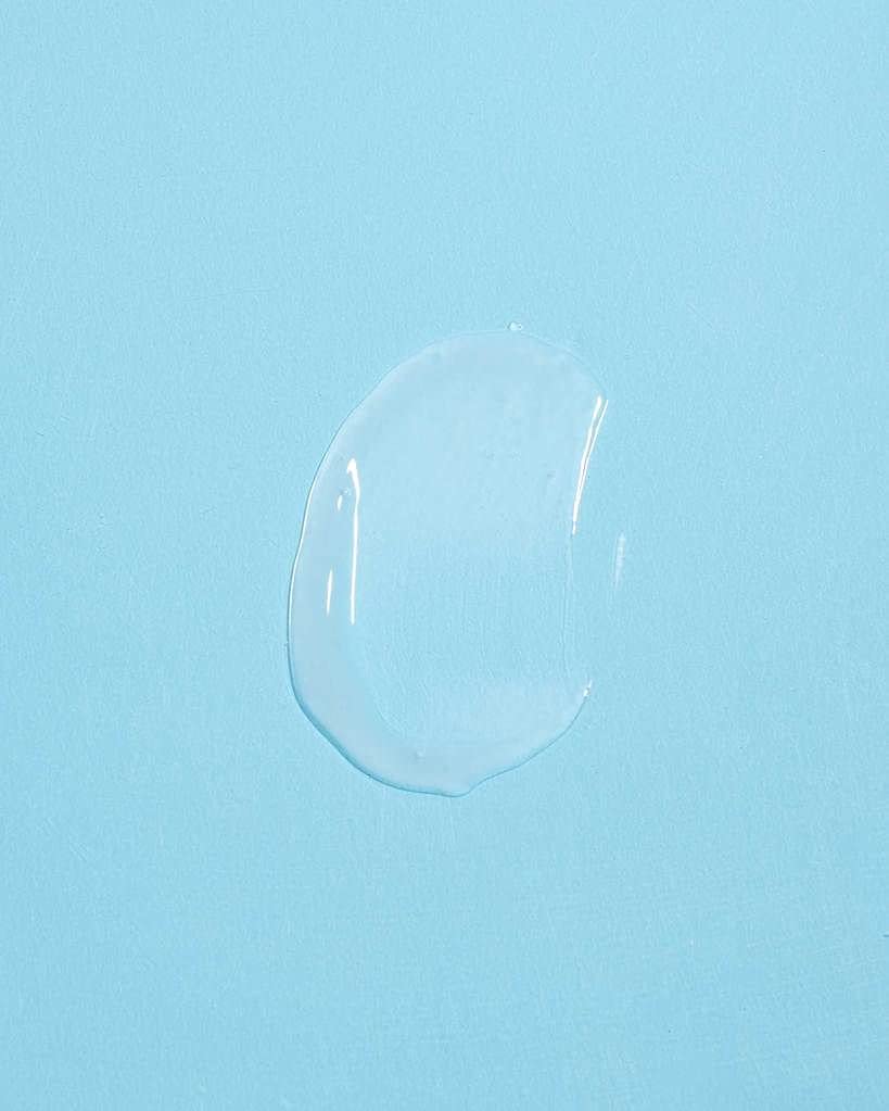 Earth Harbor Cloudburst application motion highlighting instant absorption and a natural finish.