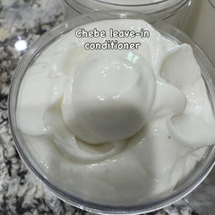 Earth Kosmetics Chebhe ingredients blend of Chebhe oil, shea butter, and coconut oil nourish.