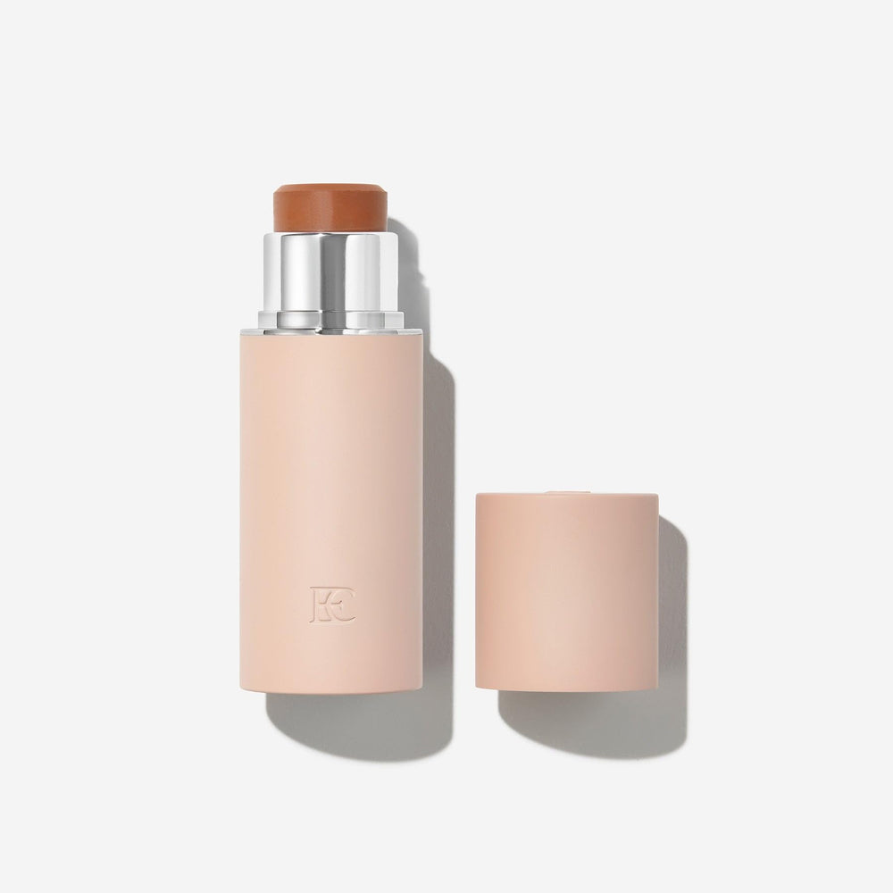 EarthsCure Cream Bronzer Stick Beach Bronze application for seamless sun-kissed glow.