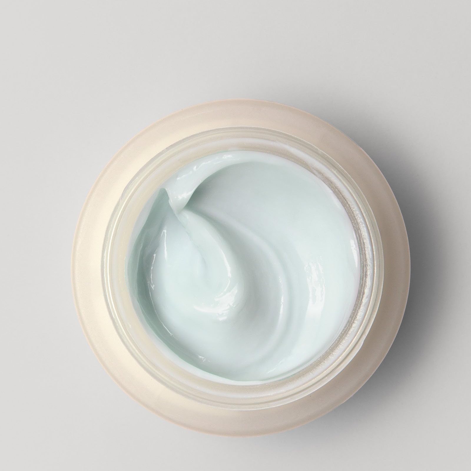 EarthsCure Nano Peptide Moisturizer under the eye area for gentle hydration