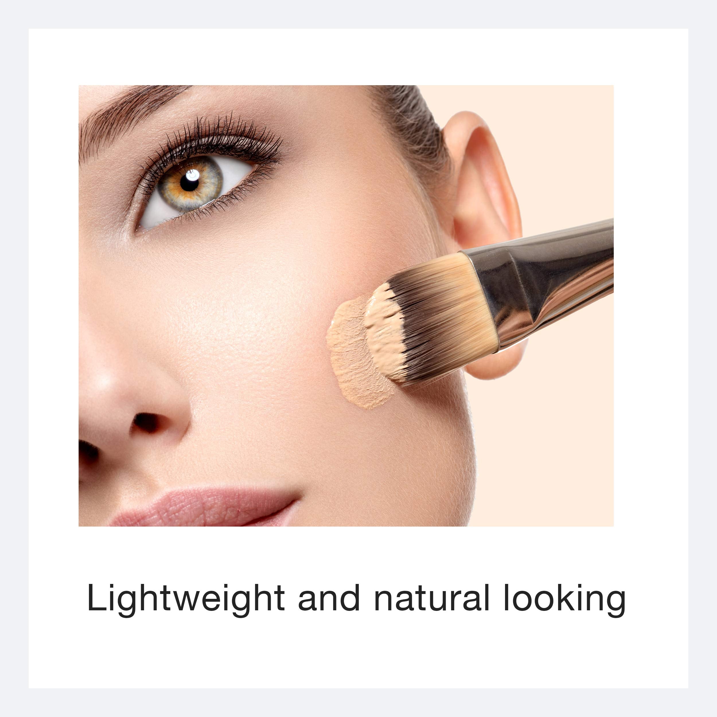 Ecco Bella mineral eco shield close-up shows protective mineral pigments.