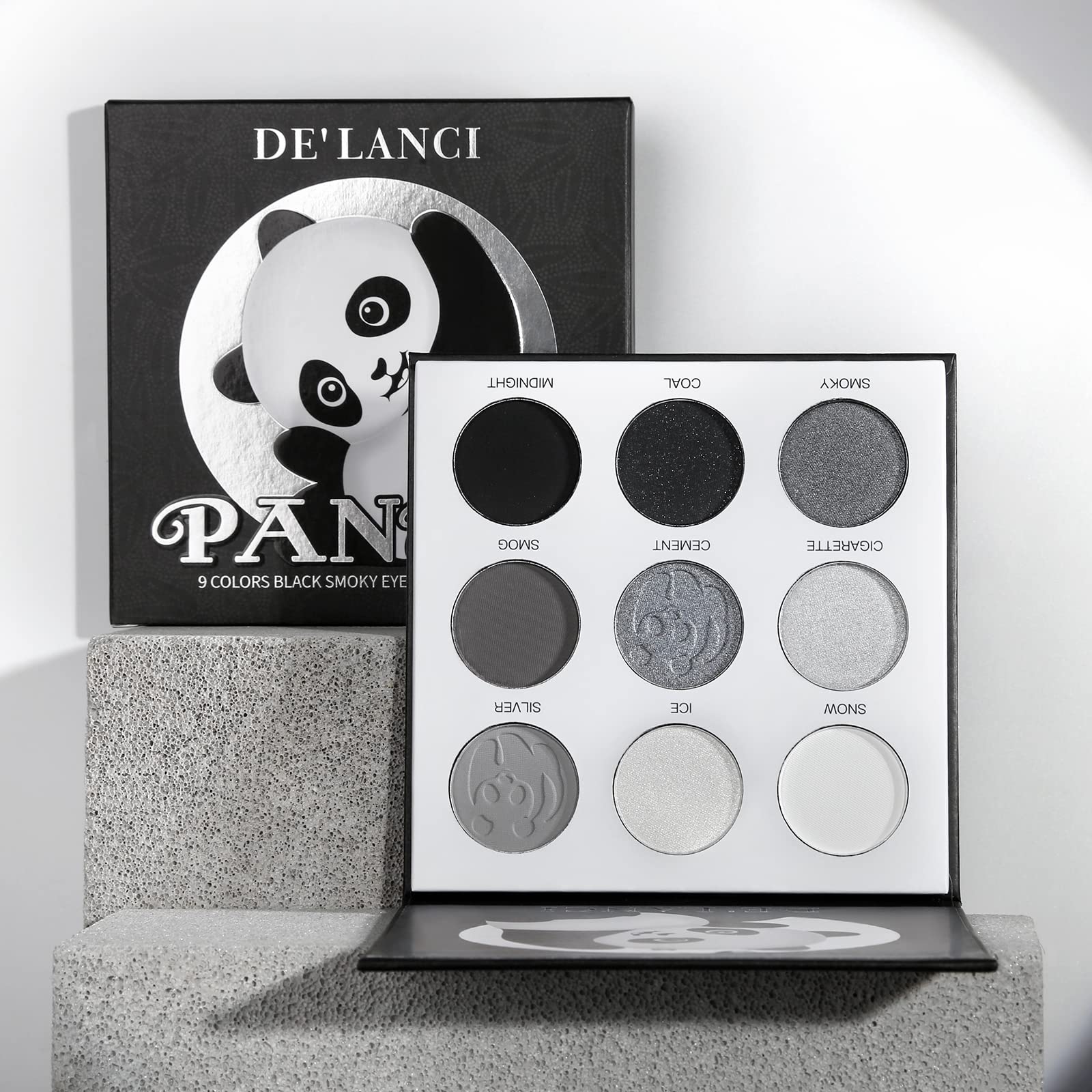 ecofavor Black Smoky Eye Palette compact design fits in tiny bags.