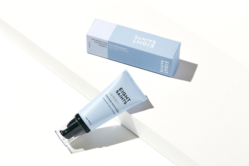 Eight Saints Daydreamer highlights hyaluronic acid for hydration.