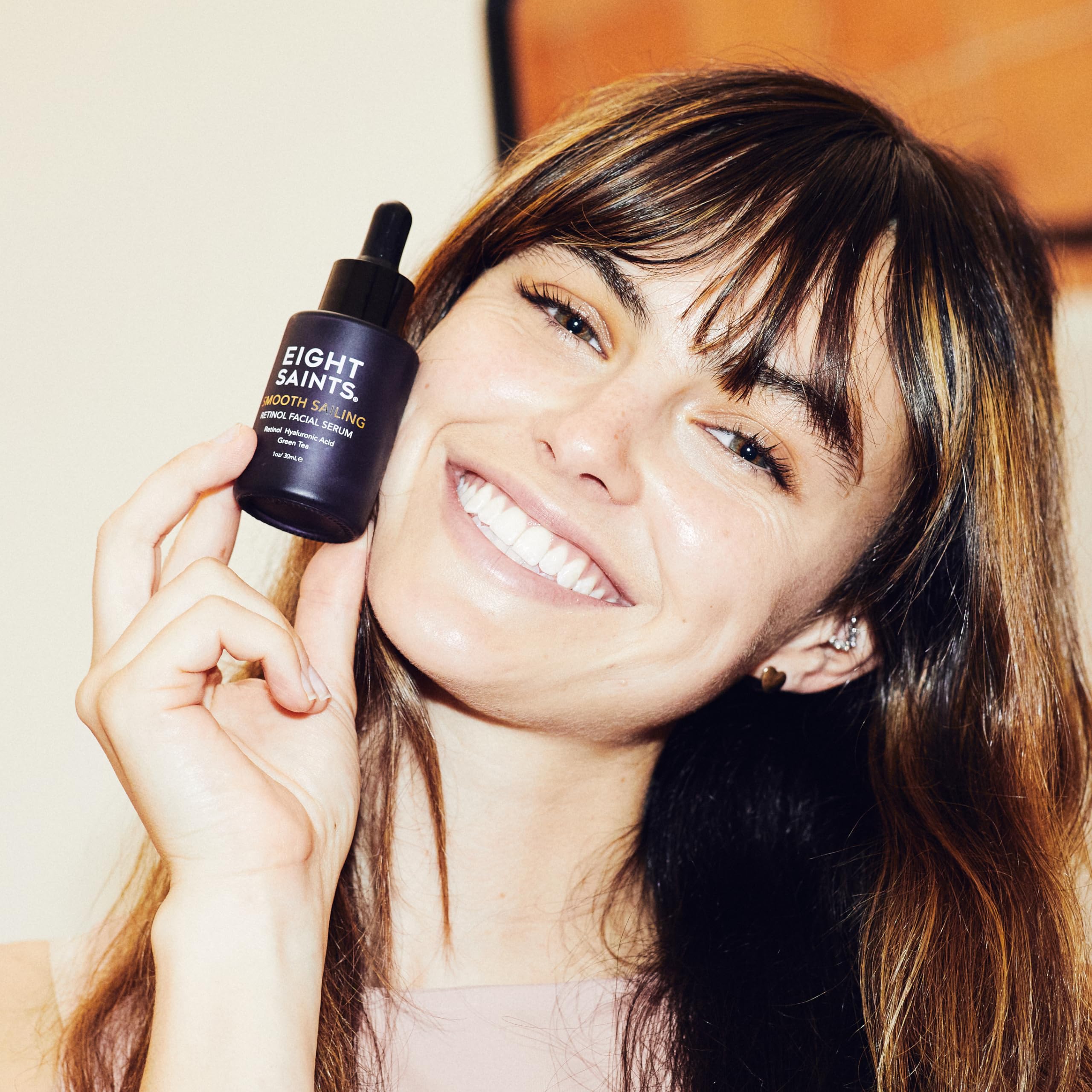 Eight Saints green tea antioxidants scene suggesting soothing, calm complexion