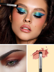 EIGSHOW synthetic-bristles-precision brush delivers fine lines in tight eye areas.