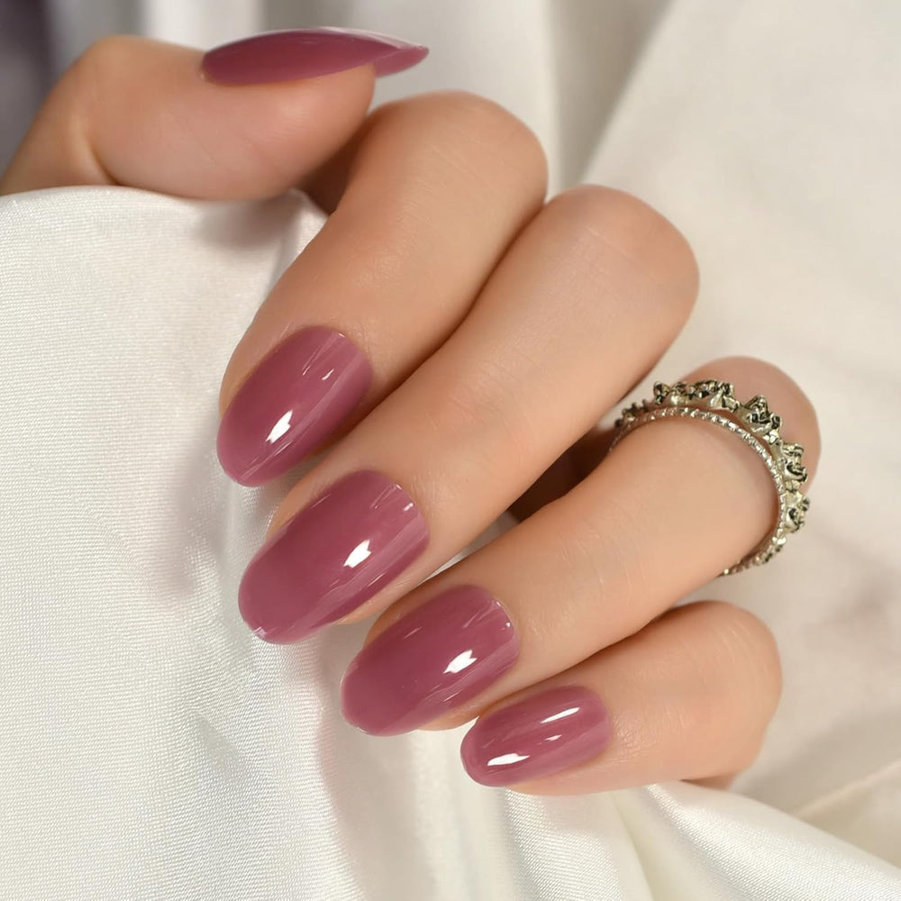 Elevenail medium oval nails in durable ABS material for comfortable all-day wear.