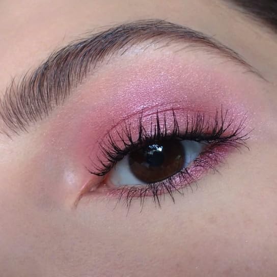 Elina Organics Mermaid Eyeshadow Palette easy blend supports seamless transitions between shades