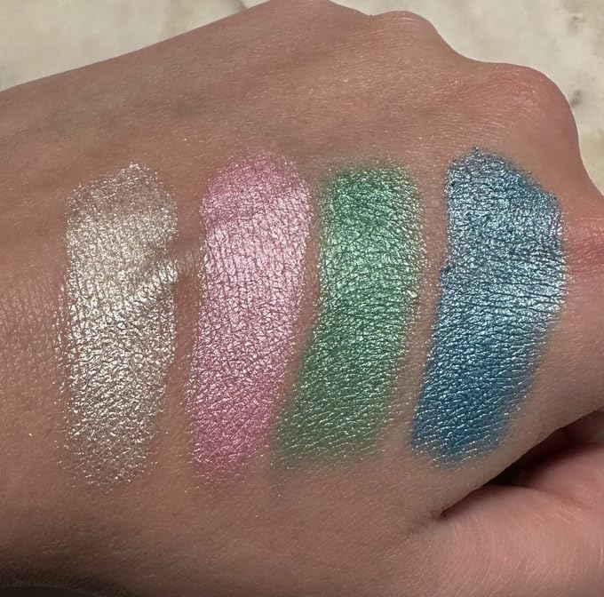 Elina Organics Mermaid Eyeshadow Palette long-lasting color stays through the day