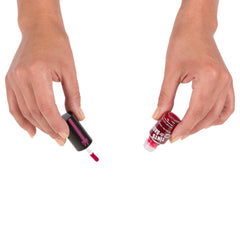 Elizabeth Mott Tints & Sass smudge-proof formula stays put through meals and activities.