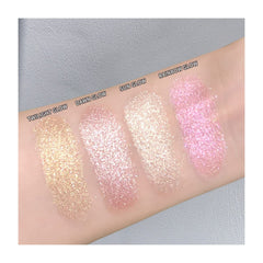 ELLESY highlighter palette defines the nose bridge with soft highlight.