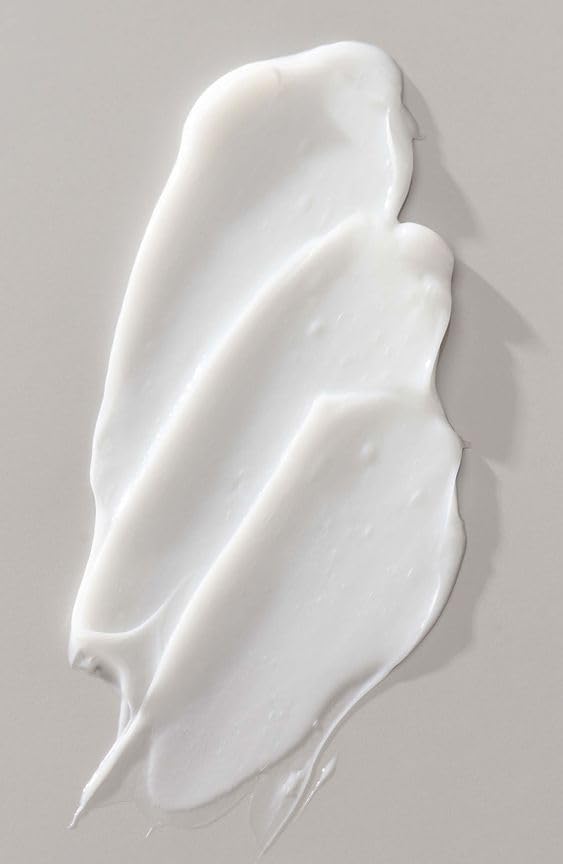 ELMOOSA Caviar Leave-In dispense-pump ensures clean, controlled application